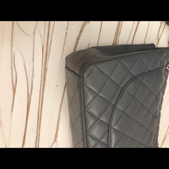SOLD.Chanel Maxi Classic Bag Lambskin - Picture 3 of 8